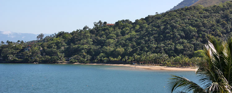 Praia do Barreiros - lado norte de Ilhabela